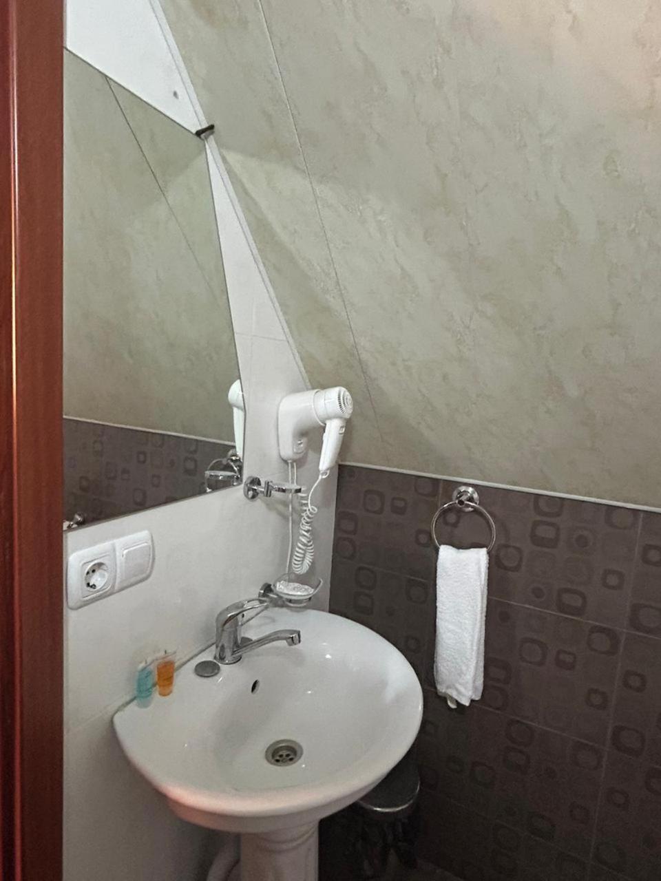 Hotel New Shino Goudaouri Extérieur photo